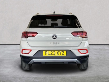 Used Volkswagen T-Roc 2023 for sale - 79423998: Photo