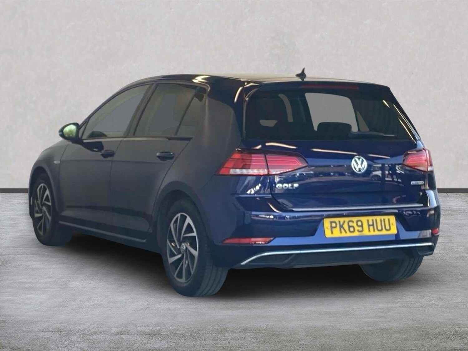 Used Volkswagen Golf 2019 for sale - 78195133: Photo 2