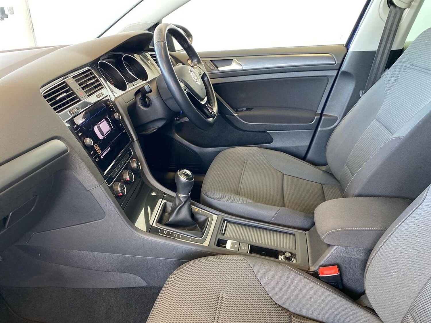 Used Volkswagen Golf 2019 for sale - 78195133: Photo 40