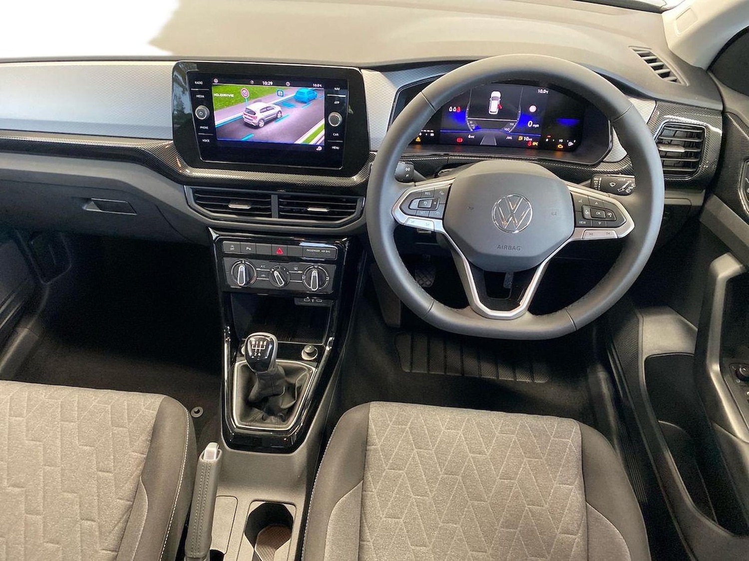 Used Volkswagen T-Cross 2025 for sale - 76316690: Photo 9