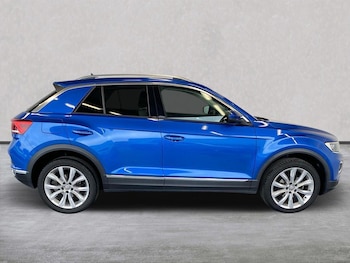Used Volkswagen T-Roc 2020 for sale - 75514729: Photo