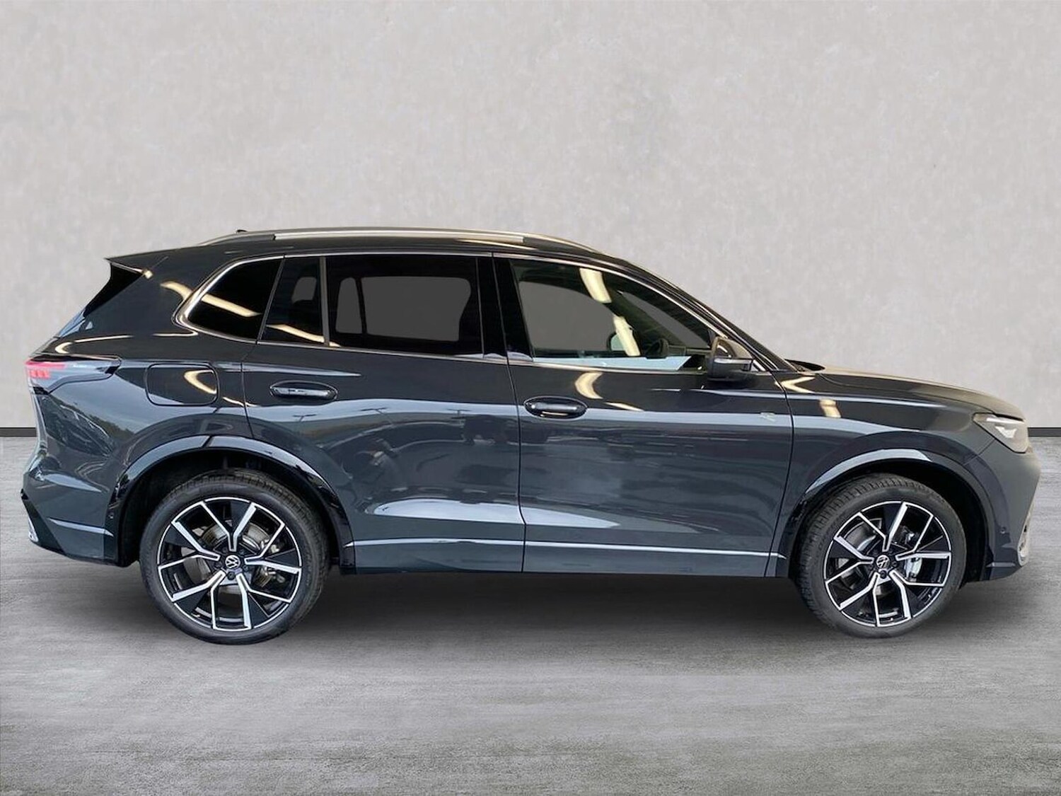 Used Volkswagen Tiguan 2025 for sale - 76316680: Photo 3