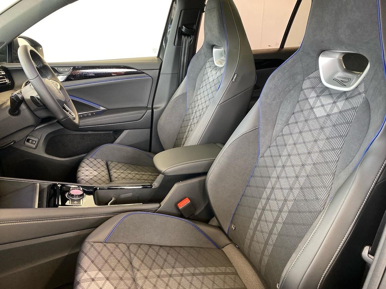 Used Volkswagen Tiguan 2025 for sale - 76316680: Photo 40