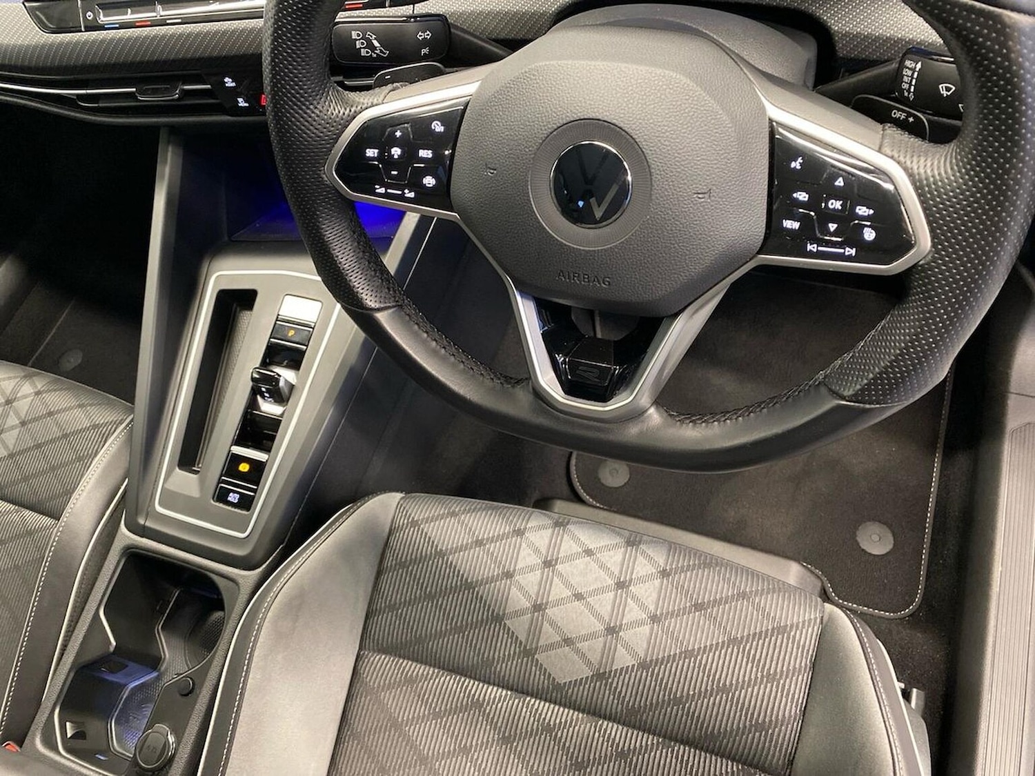 Used Volkswagen Golf 2022 for sale - 77077290: Photo 28