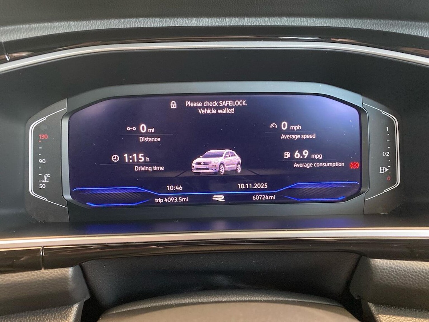 Used Volkswagen T-Roc 2022 for sale - 76536614: Photo 10