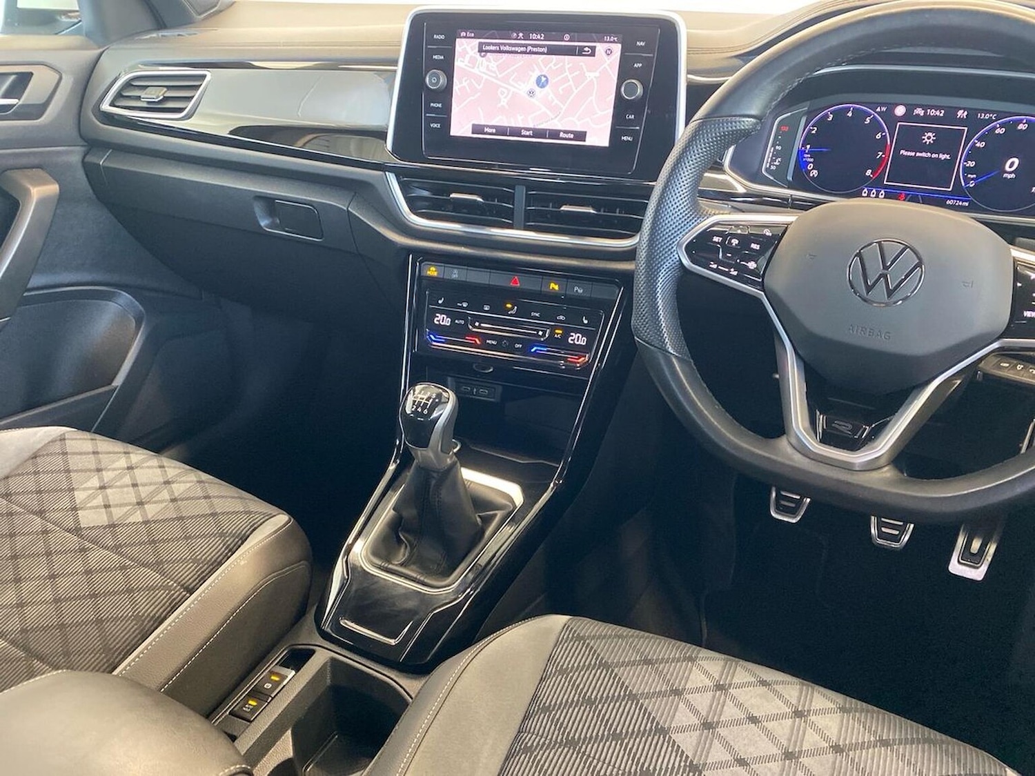 Used Volkswagen T-Roc 2022 for sale - 76536614: Photo 13