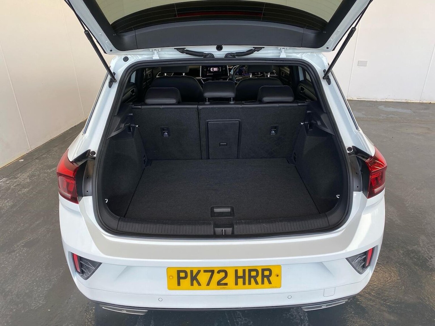 Used Volkswagen T-Roc 2022 for sale - 76536614: Photo 17