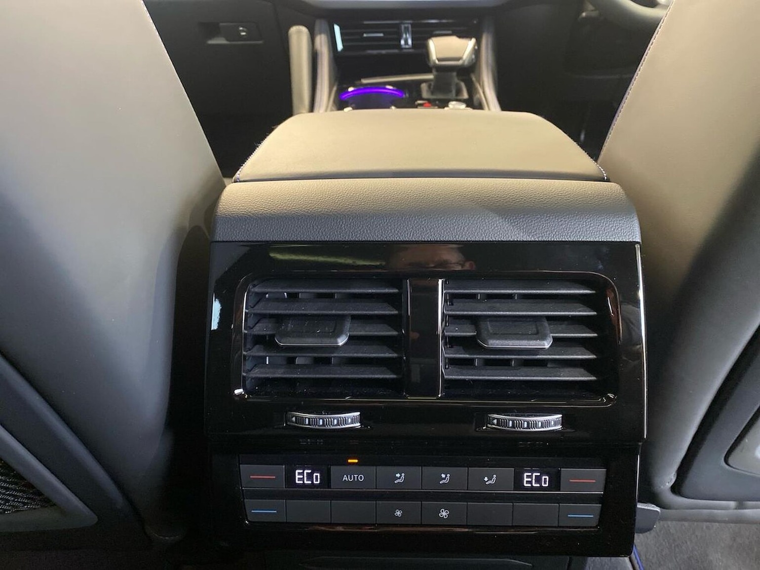 Used Volkswagen Touareg 2025 for sale - 76461833: Photo 26