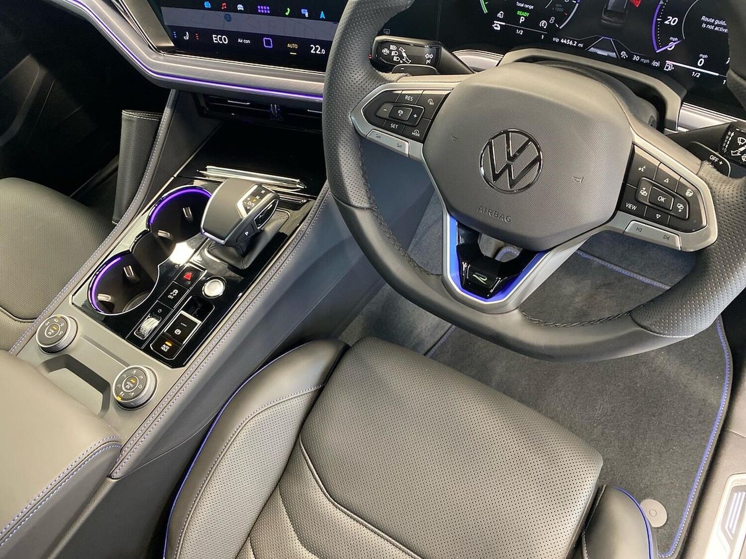 Used Volkswagen Touareg 2025 for sale - 76461833: Photo 27