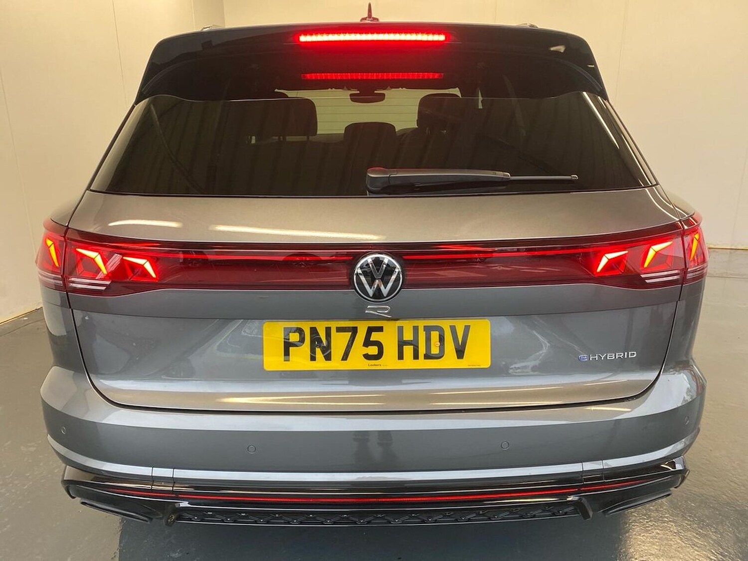 Used Volkswagen Touareg 2025 for sale - 76461833: Photo 28