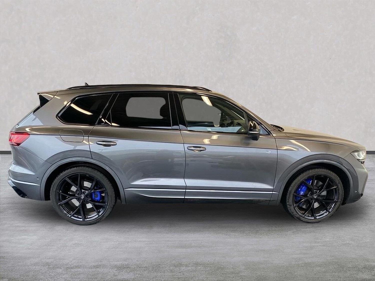 Used Volkswagen Touareg 2025 for sale - 76461833: Photo 3