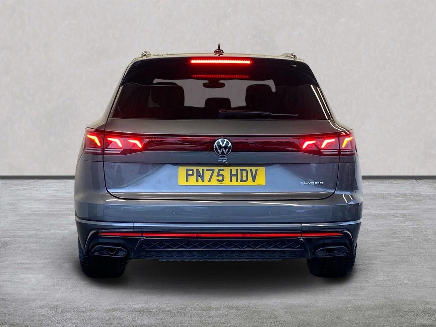 Used Volkswagen Touareg 2025 for sale - 76461833: Photo 4