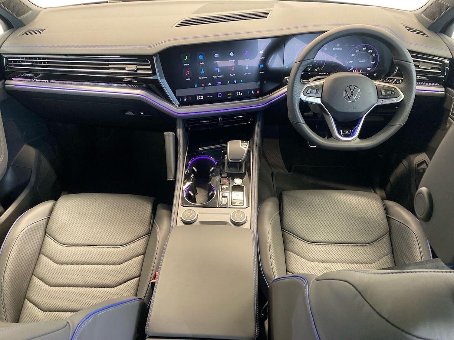 Used Volkswagen Touareg 2025 for sale - 76461833: Photo 8