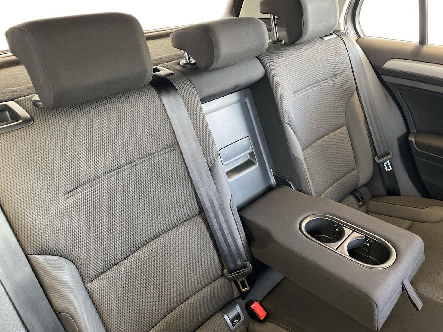 Used Volkswagen Golf 2016 for sale - 78198094: Photo 16