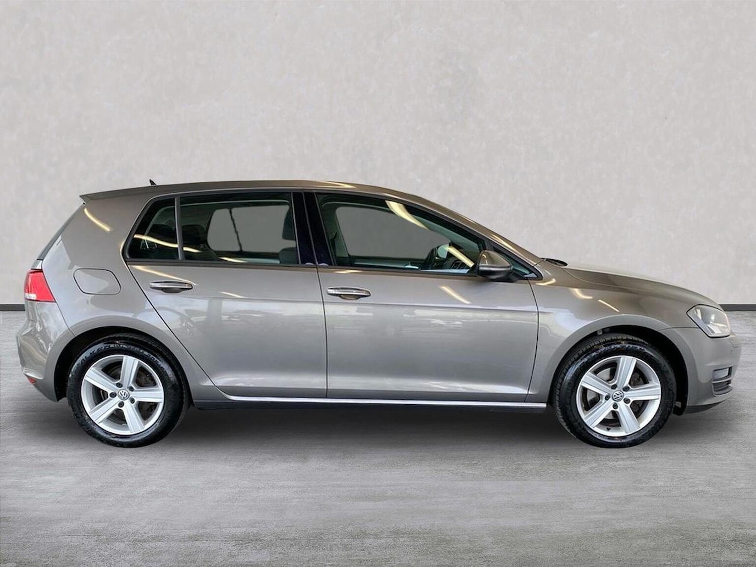 Used Volkswagen Golf 2016 for sale - 78198094: Photo 3