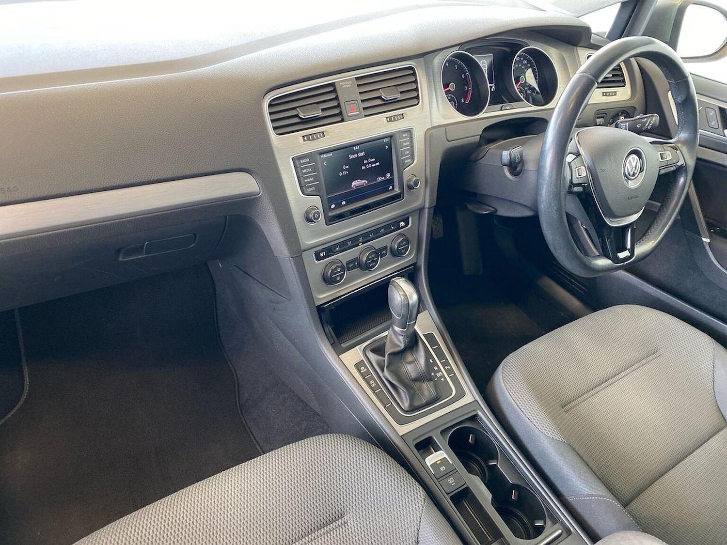 Used Volkswagen Golf 2016 for sale - 78198094: Photo 7