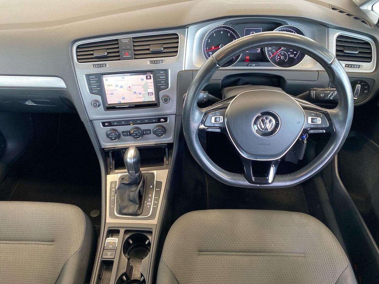 Used Volkswagen Golf 2016 for sale - 78198094: Photo 9