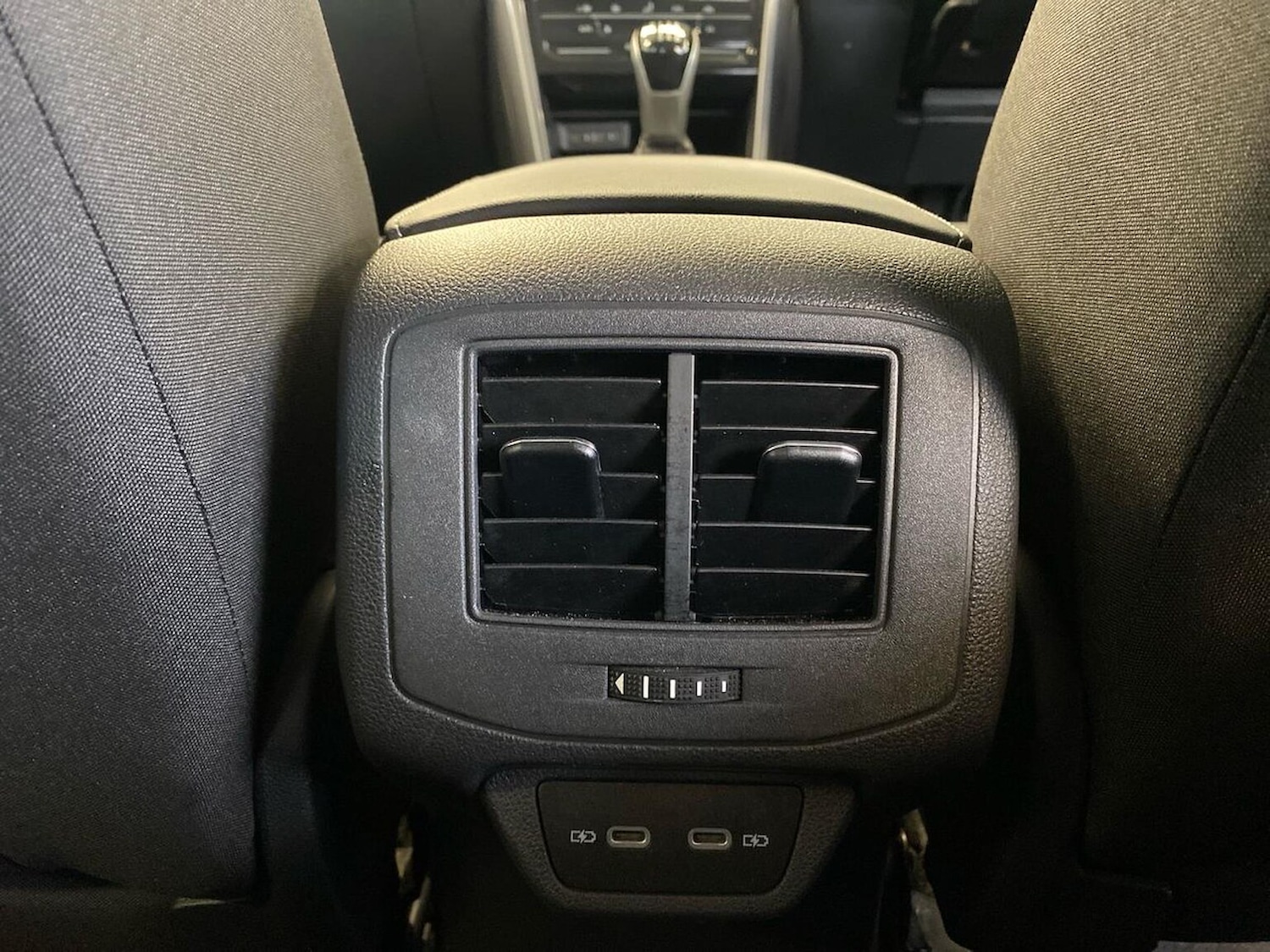 Used Volkswagen T-Roc 2023 for sale - 76719395: Photo 26