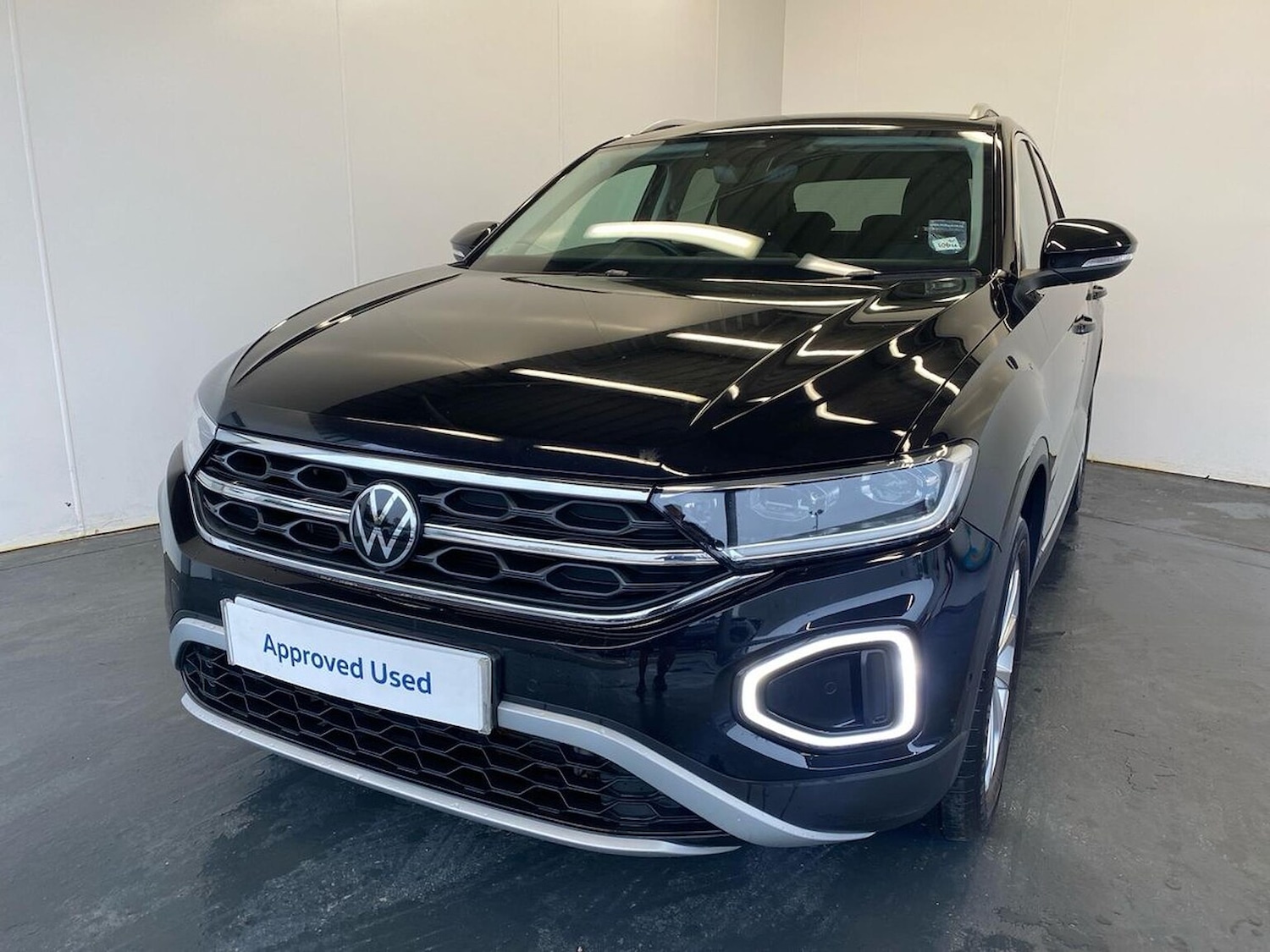 Used Volkswagen T-Roc 2023 for sale - 76719395: Photo 33