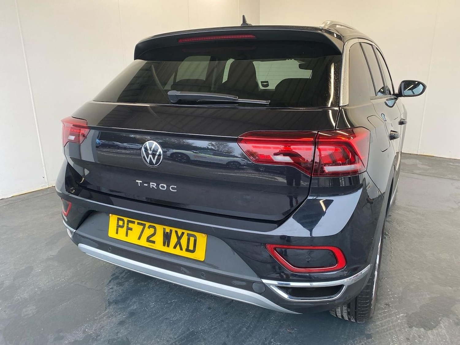 Used Volkswagen T-Roc 2023 for sale - 76719395: Photo 35