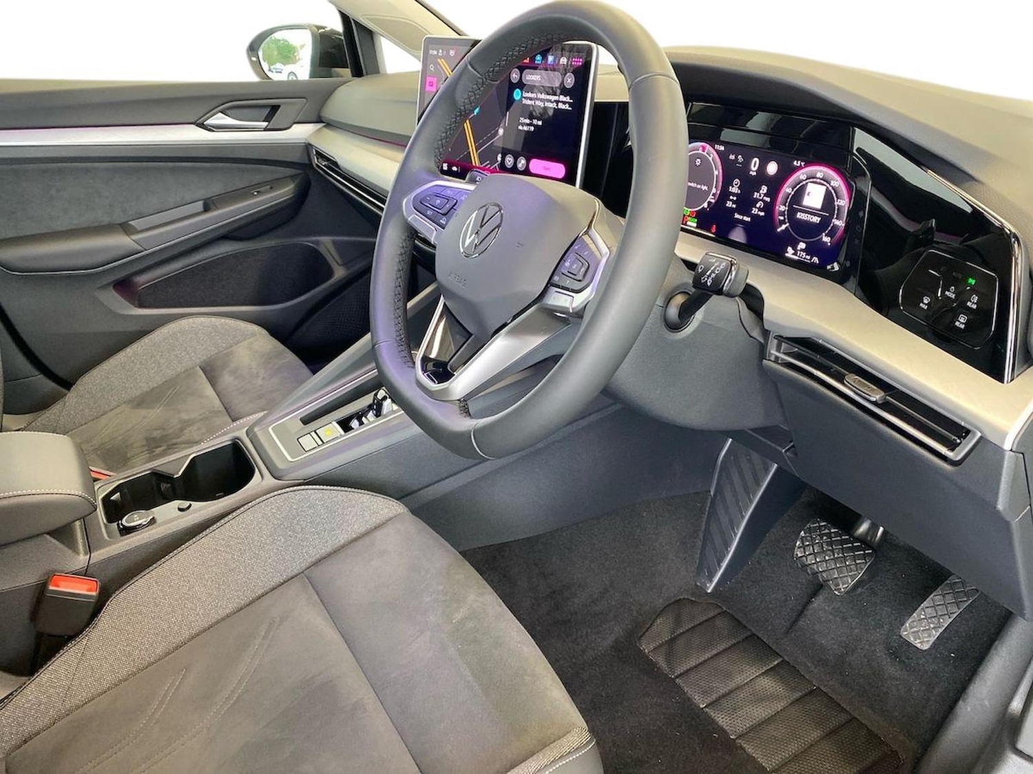 Used Volkswagen Golf 2025 for sale - 77729968: Photo 15