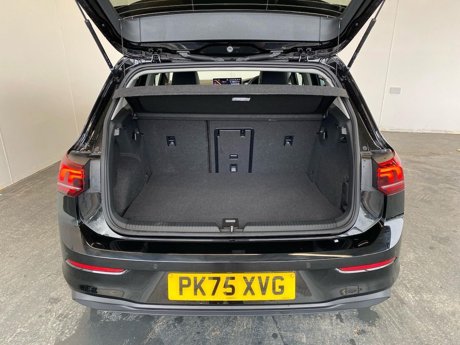 Used Volkswagen Golf 2025 for sale - 77729968: Photo 17