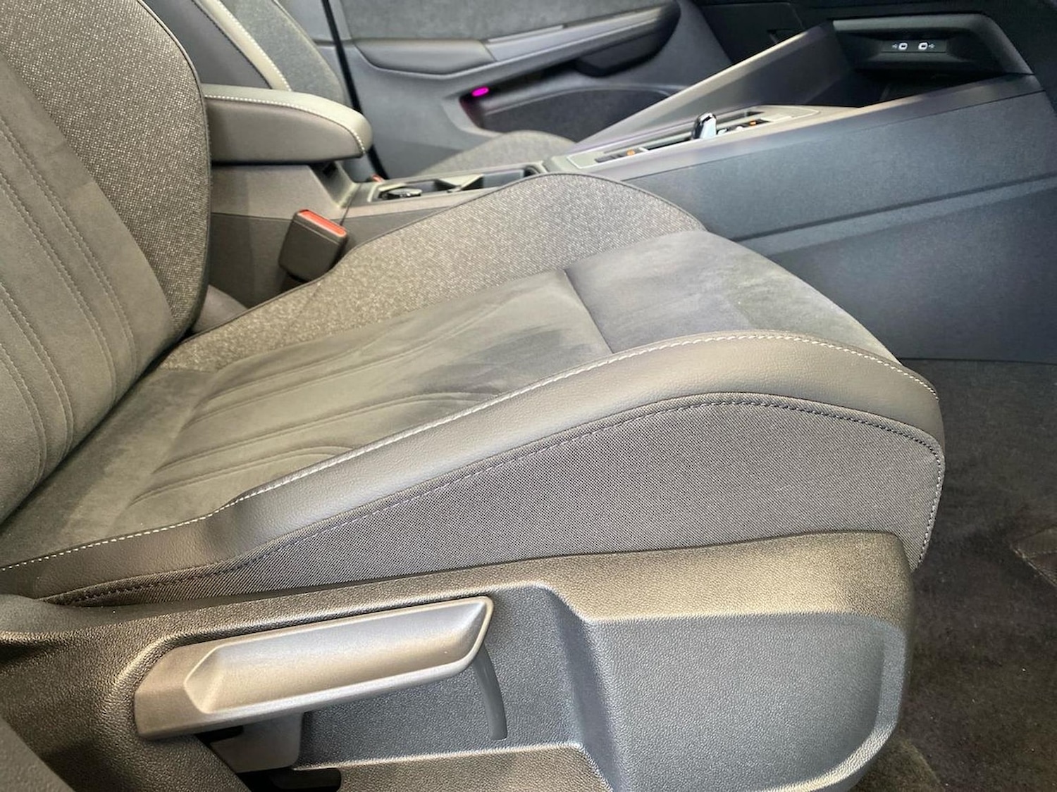 Used Volkswagen Golf 2025 for sale - 77729968: Photo 30