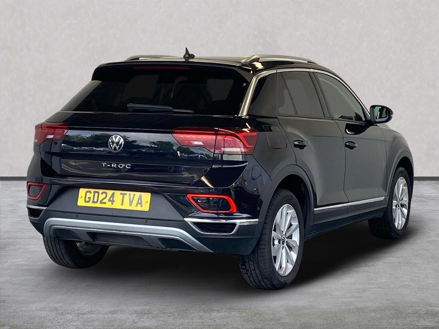 Used Volkswagen T-Roc 2024 for sale - 75994961: Photo 18