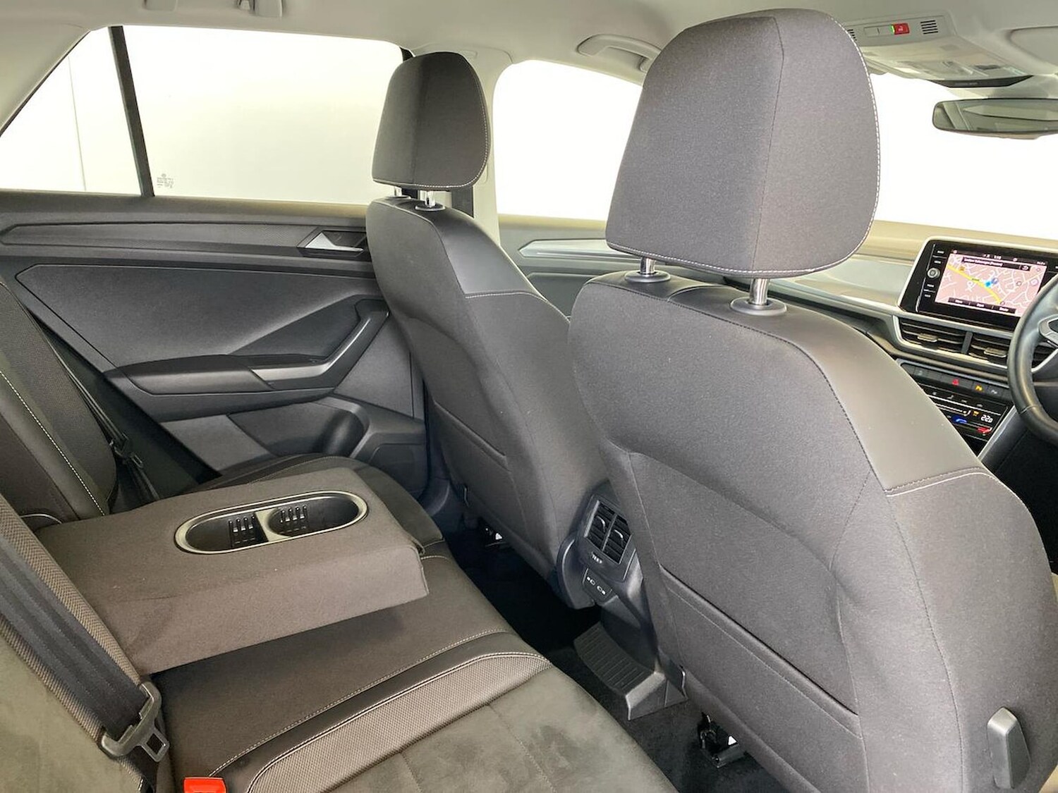 Used Volkswagen T-Roc 2024 for sale - 75994961: Photo 22