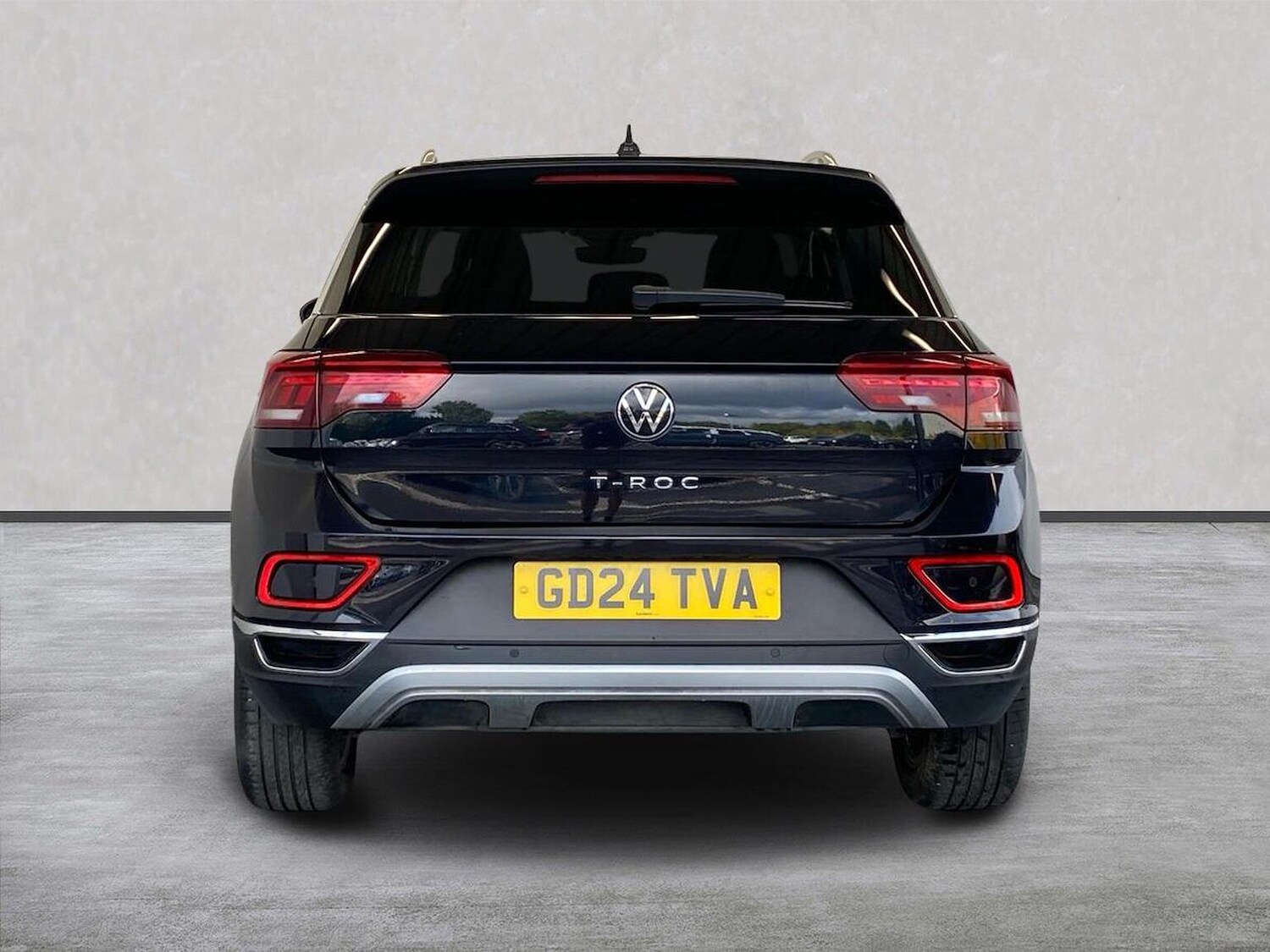 Used Volkswagen T-Roc 2024 for sale - 75994961: Photo 4