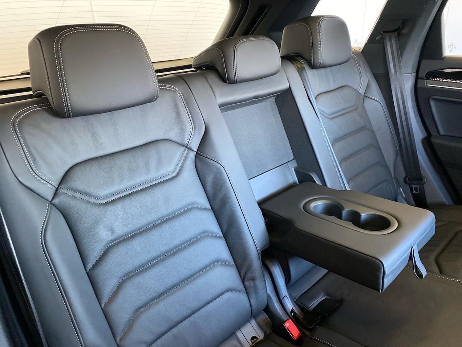 Used Volkswagen Touareg 2025 for sale - 76905077: Photo 16