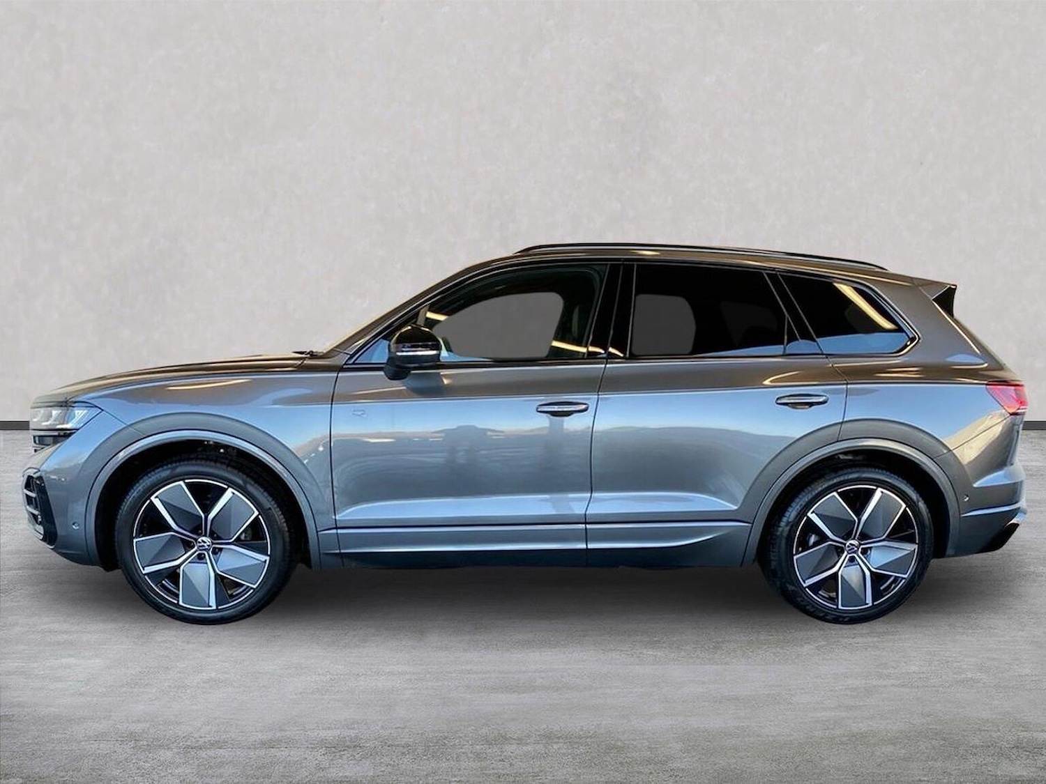 Used Volkswagen Touareg 2025 for sale - 76905077: Photo 19