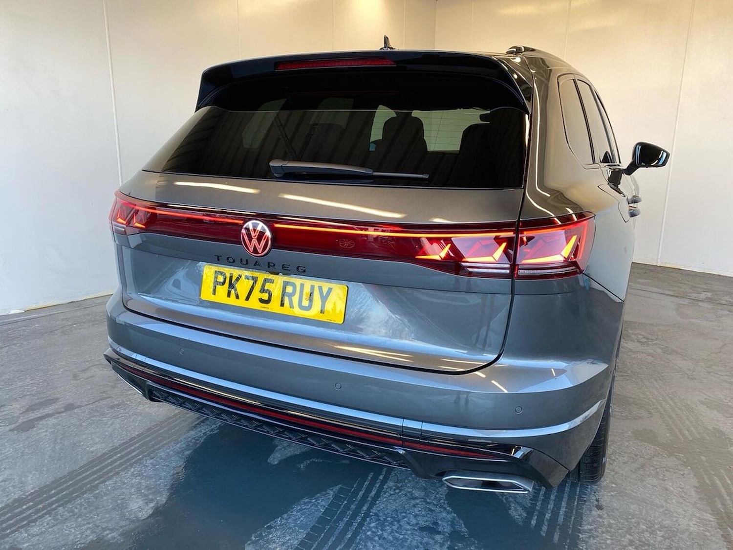 Used Volkswagen Touareg 2025 for sale - 76905077: Photo 35