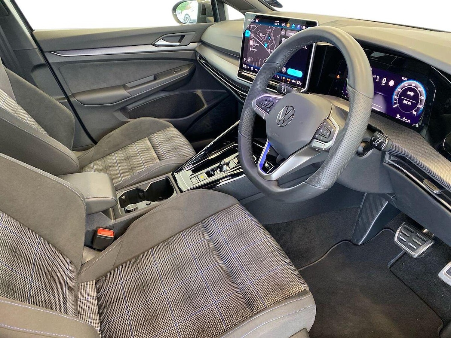 Used Volkswagen Golf 2025 for sale - 76699515: Photo 15