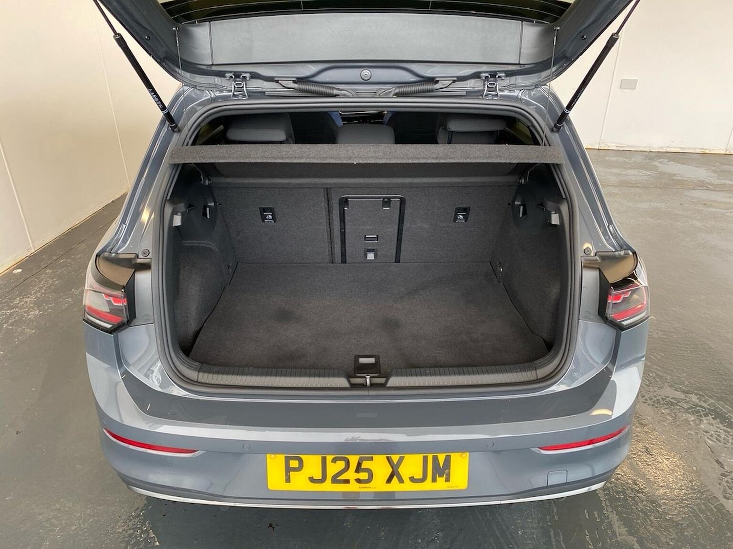 Used Volkswagen Golf 2025 for sale - 76699515: Photo 17