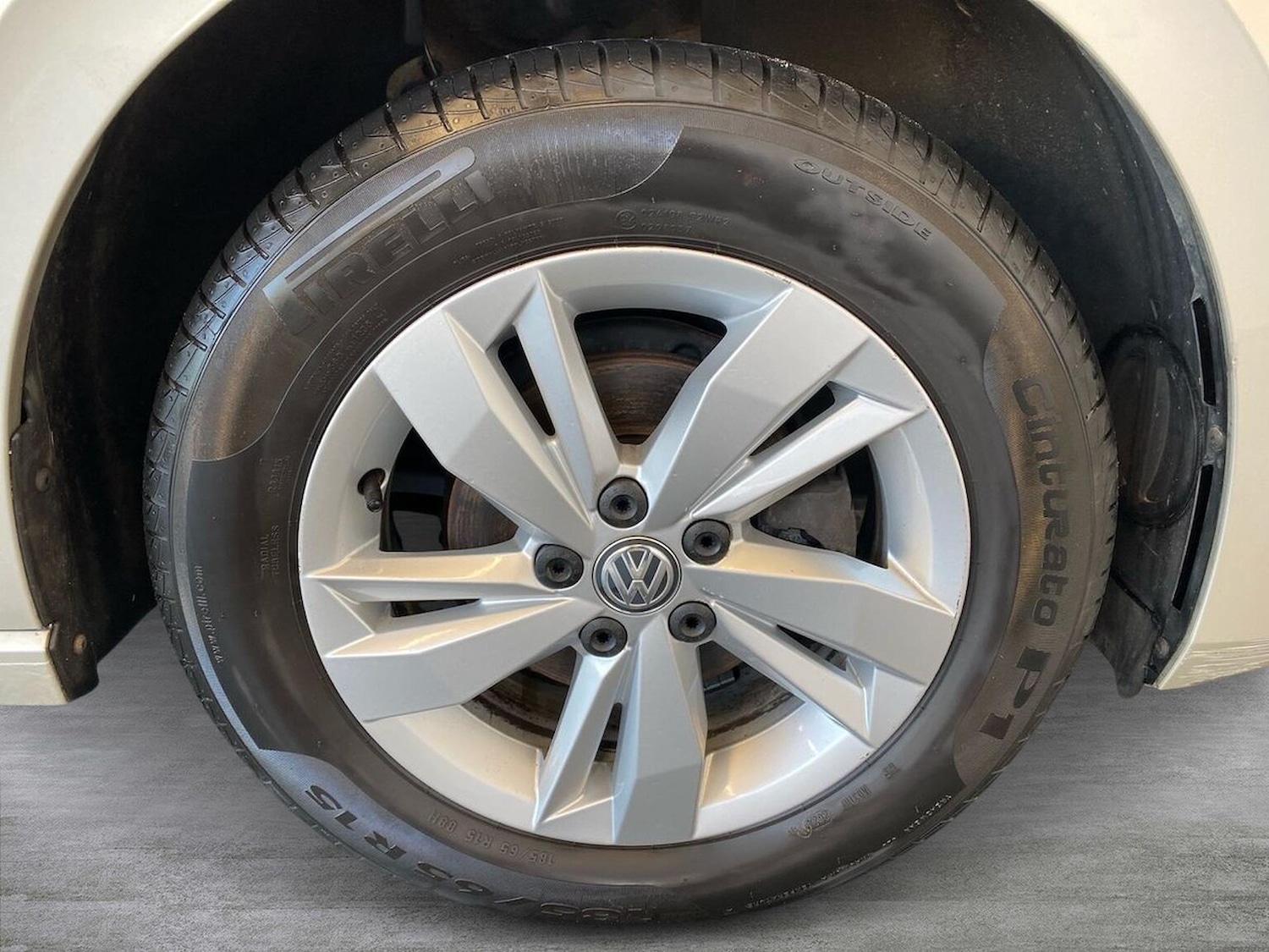 Used Volkswagen Polo 2018 for sale - 76970009: Photo 6