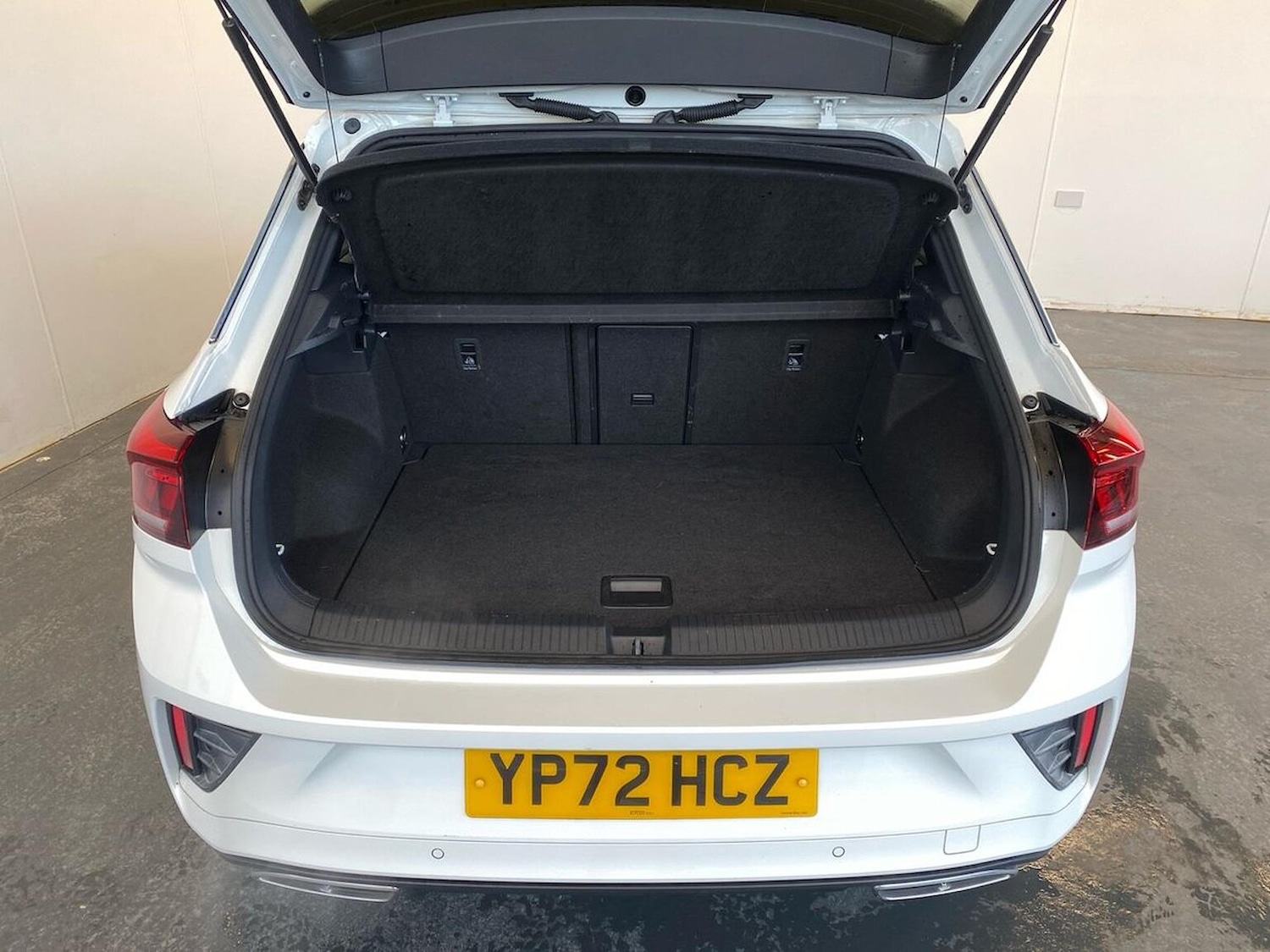 Used Volkswagen T-Roc 2022 for sale - 76681780: Photo 17