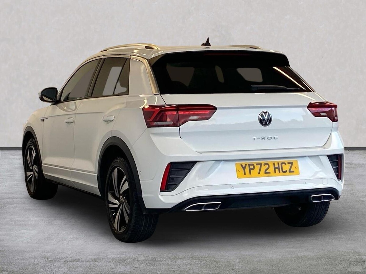 Used Volkswagen T-Roc 2022 for sale - 76681780: Photo 2