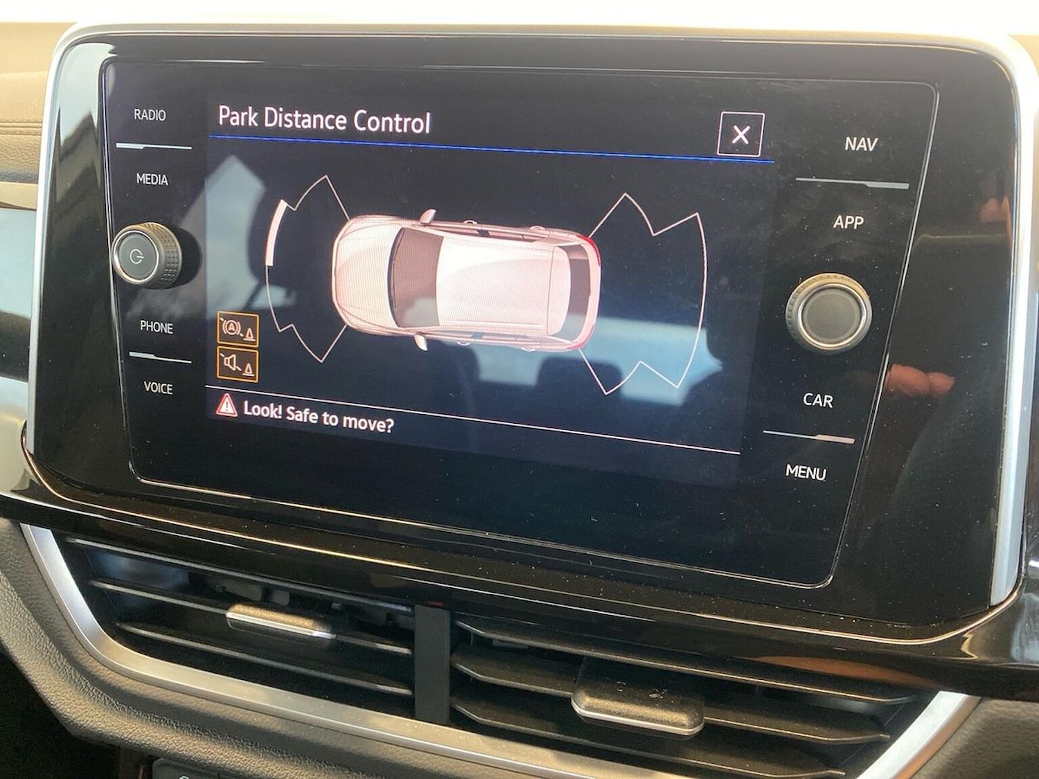 Used Volkswagen T-Roc 2022 for sale - 76681780: Photo 23