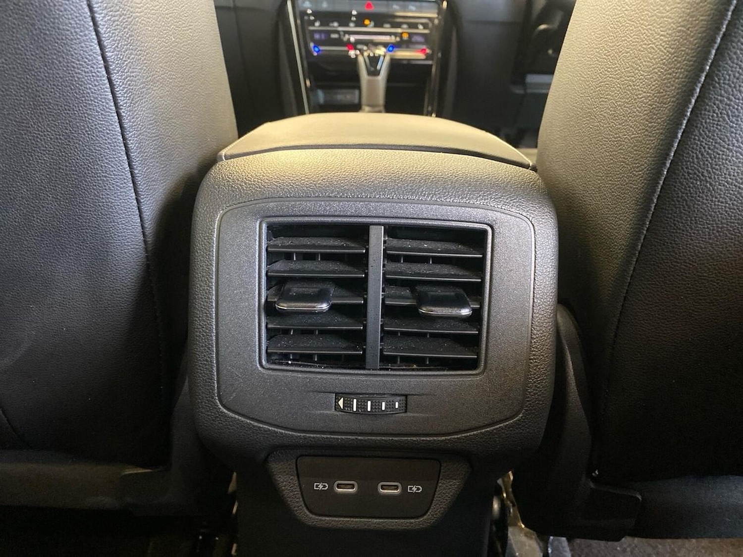 Used Volkswagen T-Roc 2022 for sale - 76681780: Photo 26