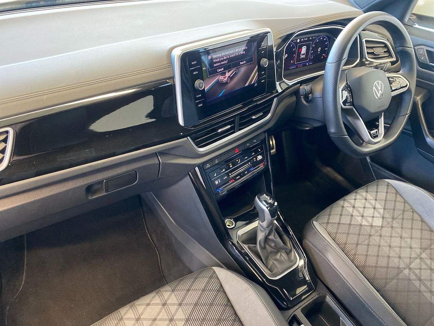 Used Volkswagen T-Roc 2022 for sale - 76681780: Photo 7