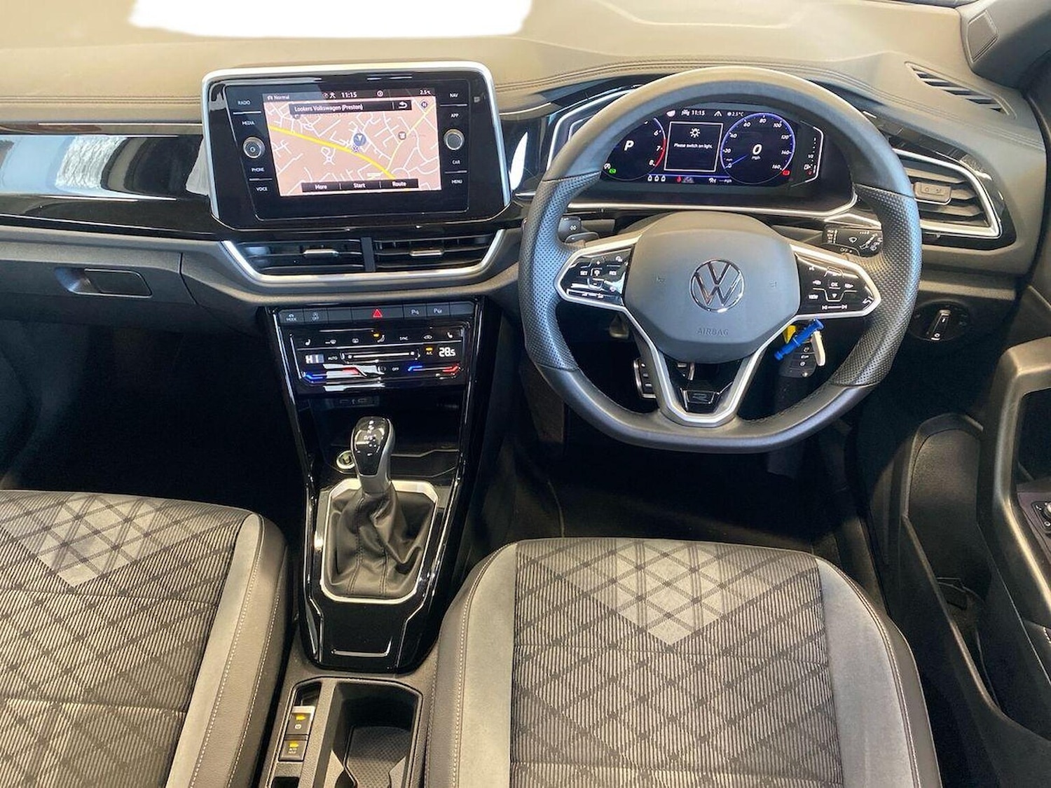 Used Volkswagen T-Roc 2022 for sale - 76681780: Photo 9