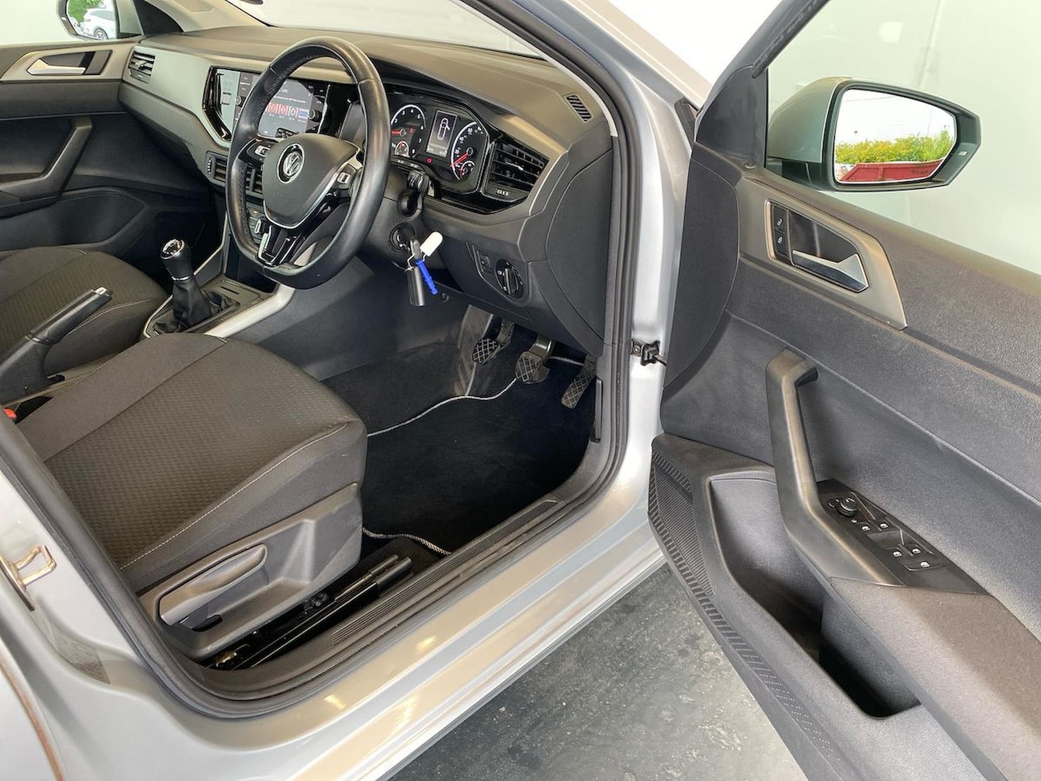 Vehicle 21