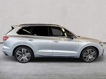 Used Volkswagen Touareg 2025 for sale - 75514750: Photo