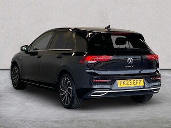 Used Volkswagen Golf 2023 for sale - 78198095: Photo