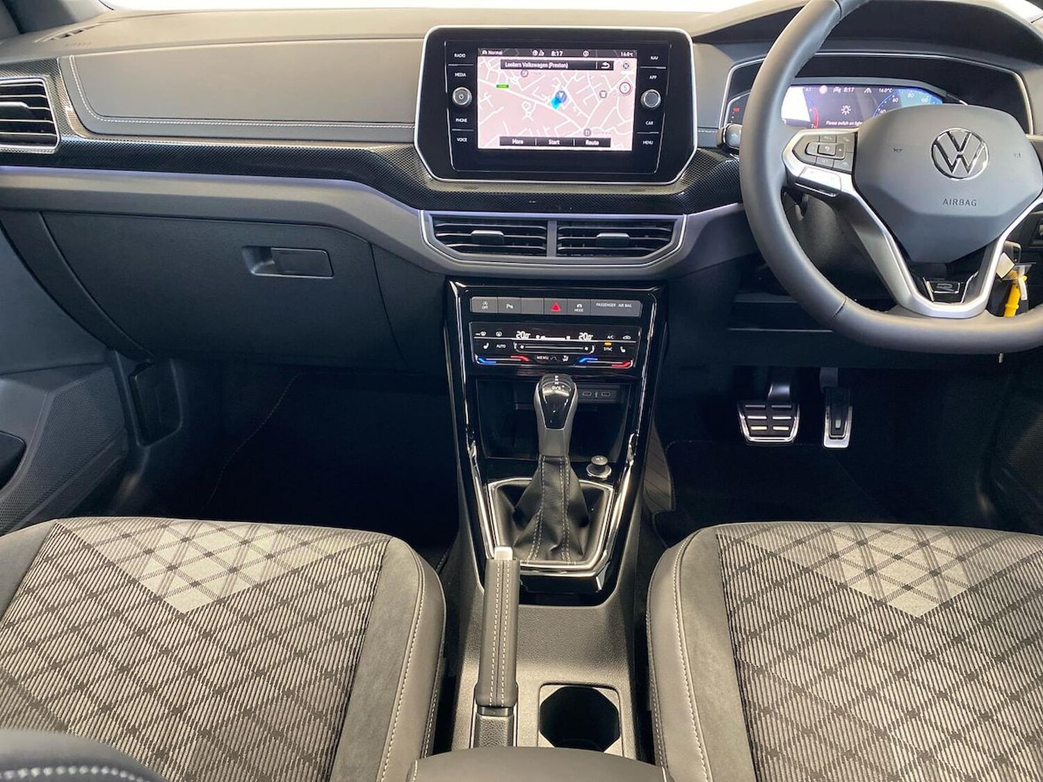 Used Volkswagen T-Cross 2025 for sale - 76179024: Photo 12