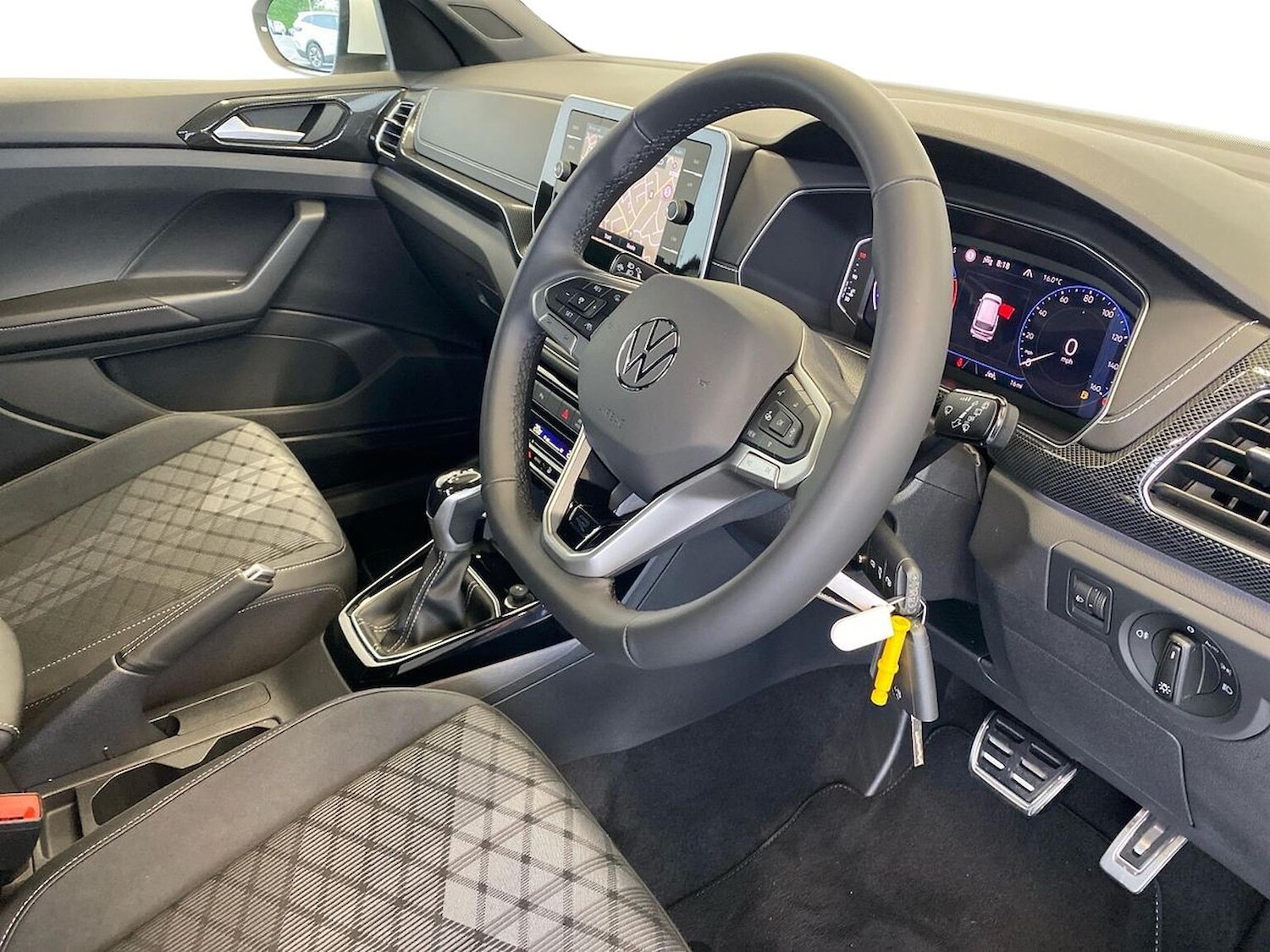 Used Volkswagen T-Cross 2025 for sale - 76179024: Photo 15