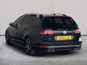 Used Volkswagen Golf 2019 for sale - 75514752: Photo