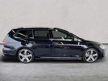 Used Volkswagen Golf 2019 for sale - 75514752: Photo