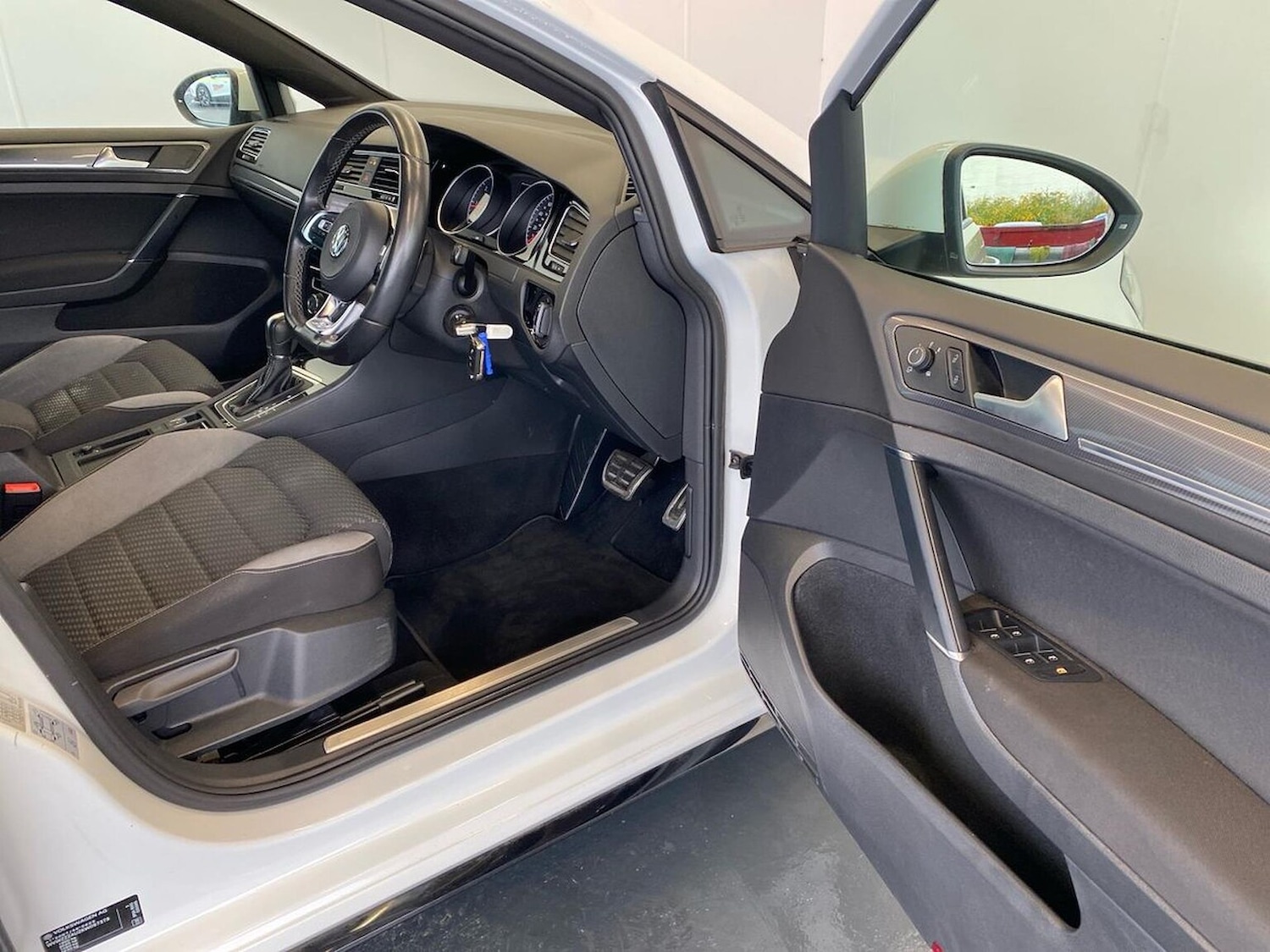 Used Volkswagen Golf 2019 for sale - 76571047: Photo 21